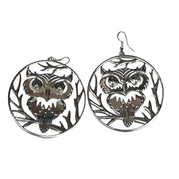 Adorable 2 1/4" Owl Silver Tone Earrings Hook Pierced Ears Light Thin - Picture 2 of 4